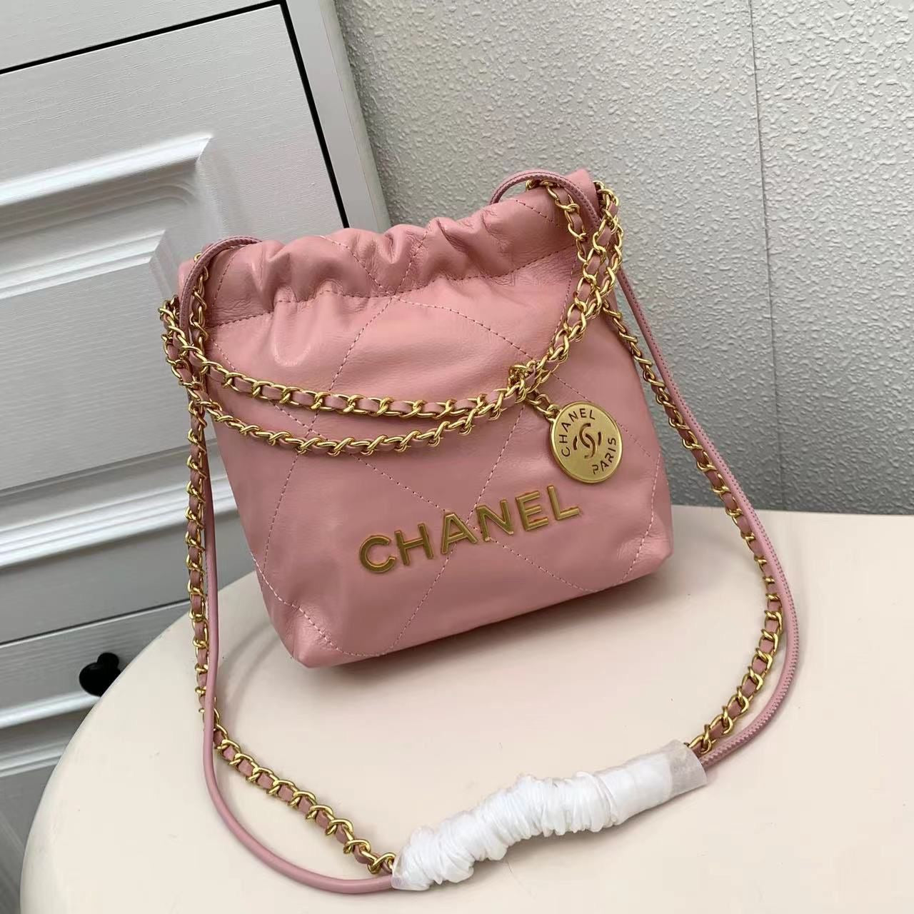 Chanel bag tote