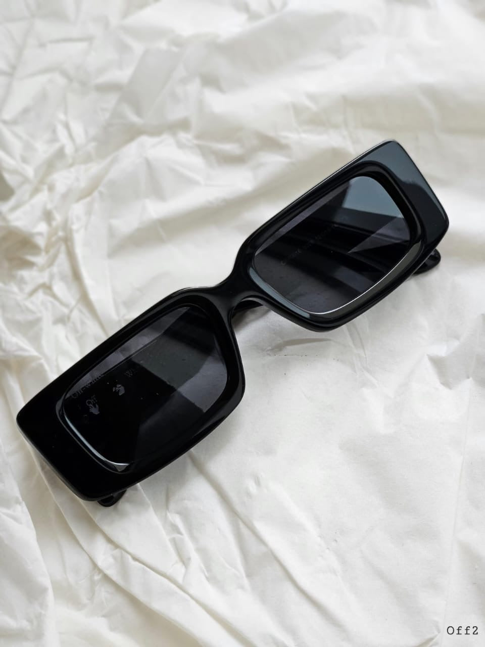 Off white sunglasses collection