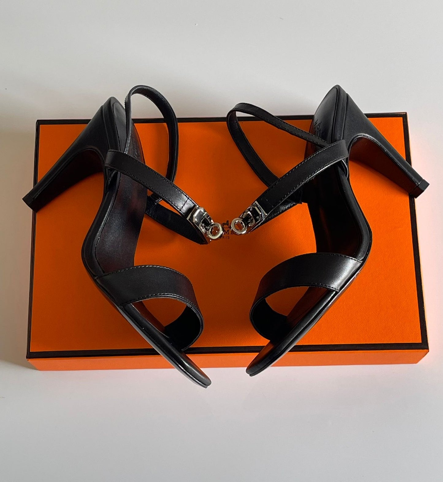 Hermes sandals heels