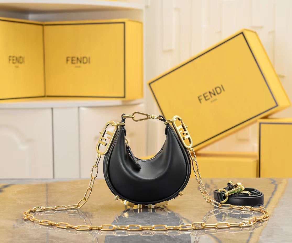 Fendi bagm (no chain)