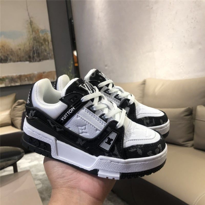 Lv sneakers