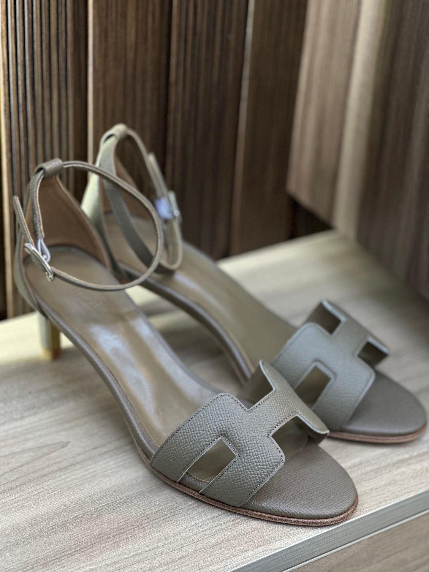 Hermes sandals heels