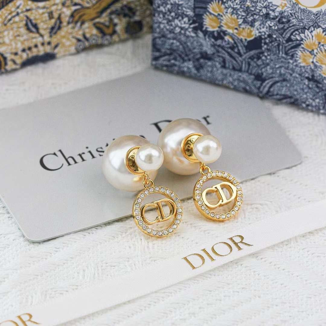 Dior earring