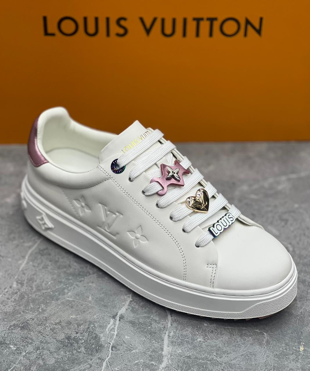 Lv sneakers