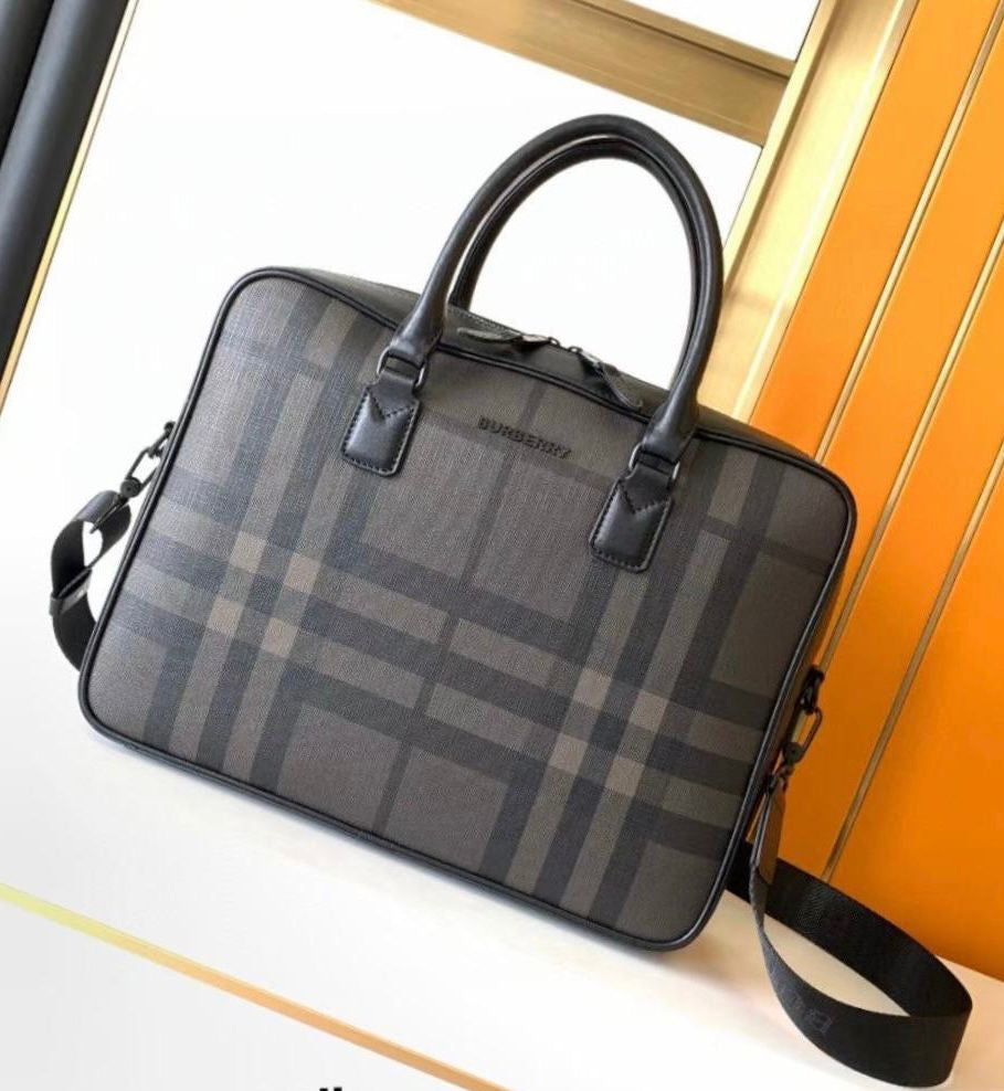 Burberry bag - laptop