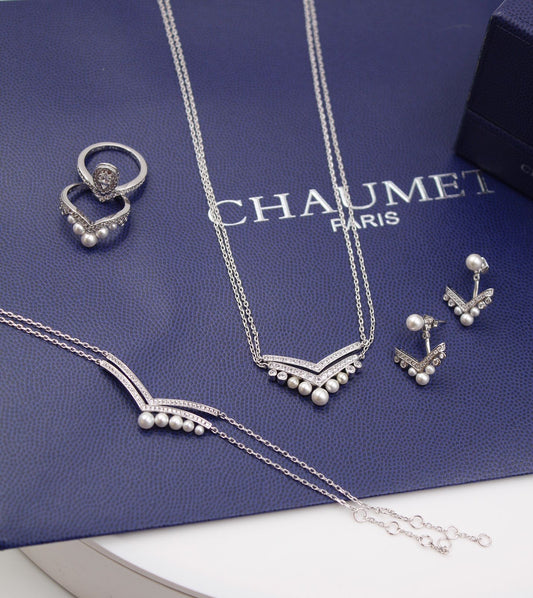 Chaumet jewelry set