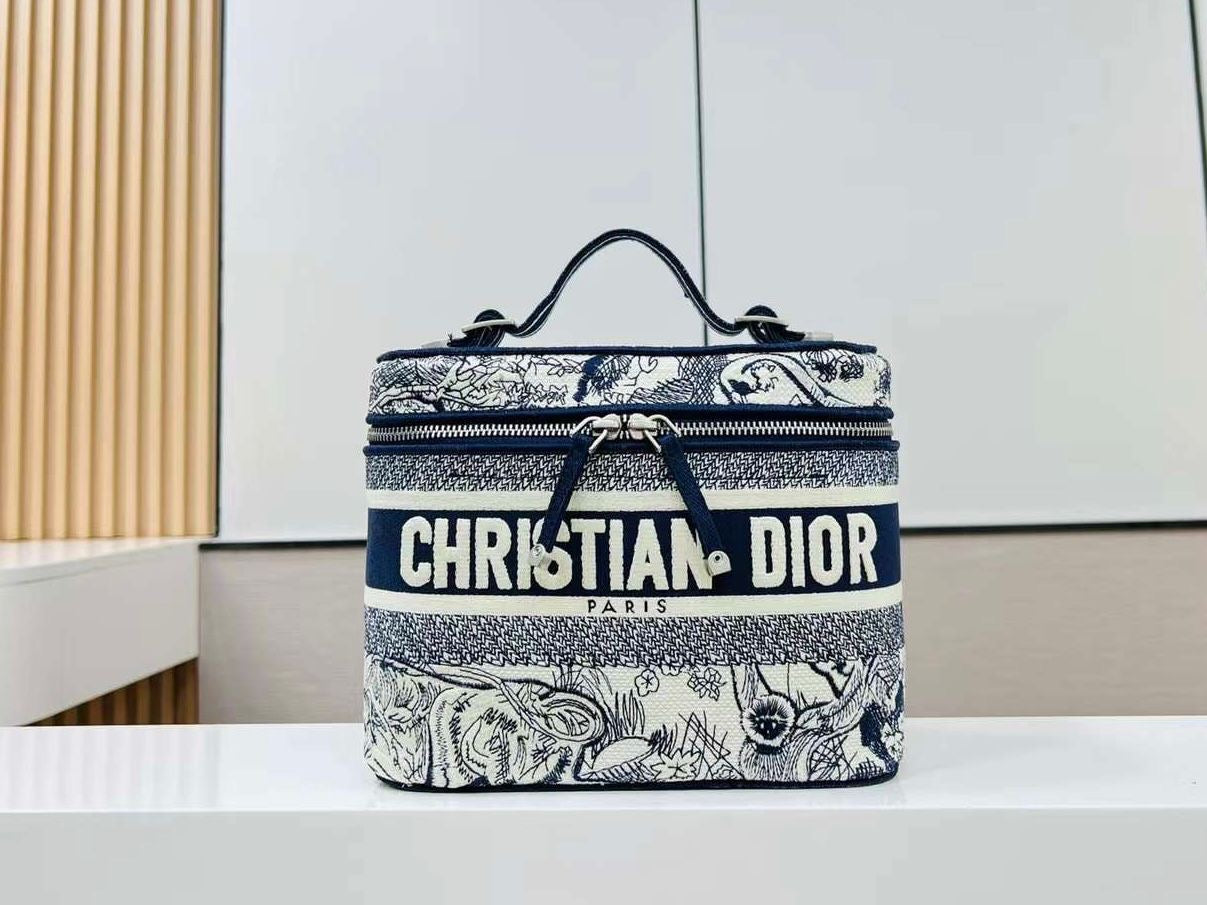 Dior bag