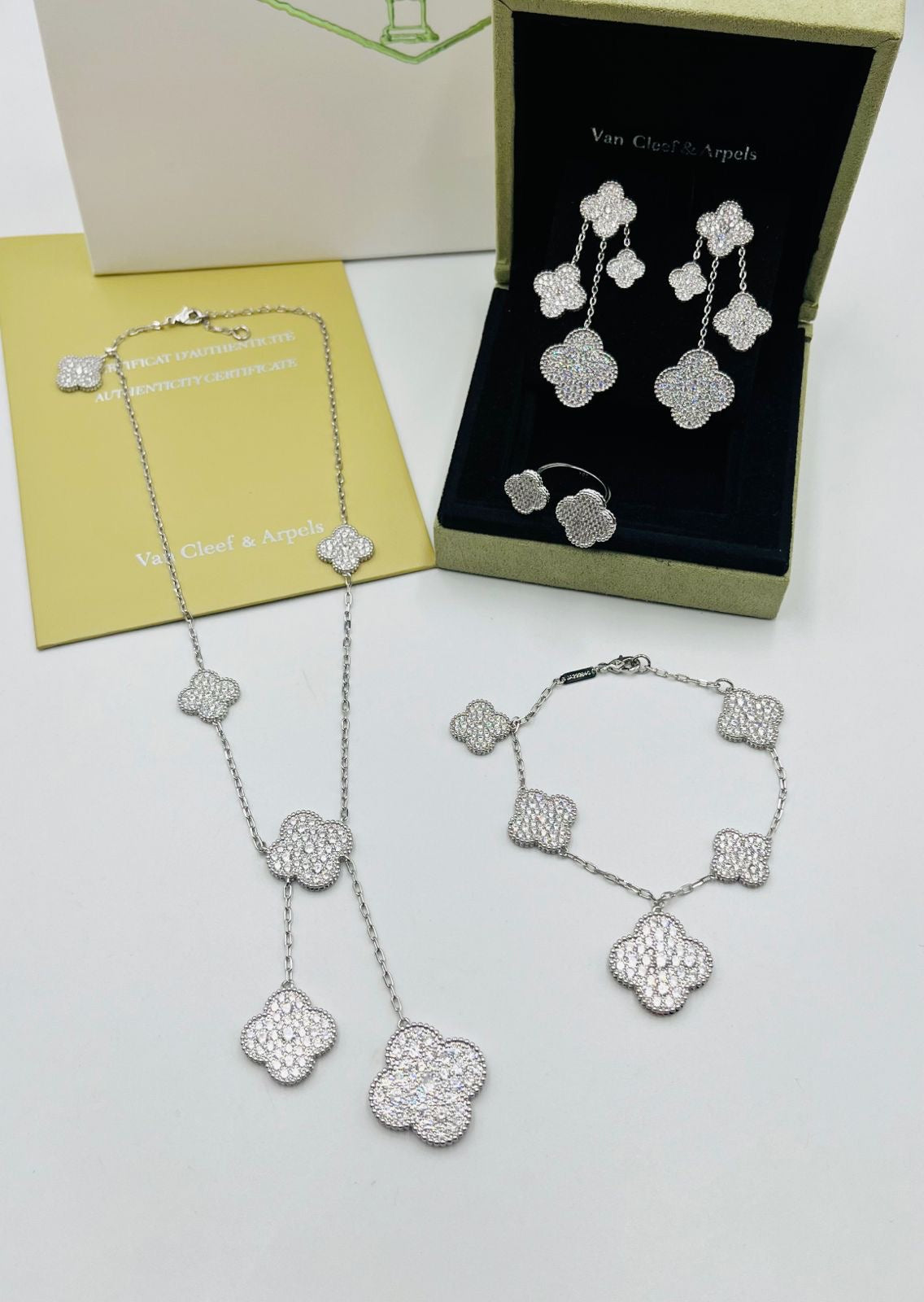 Van cleef jewelry set