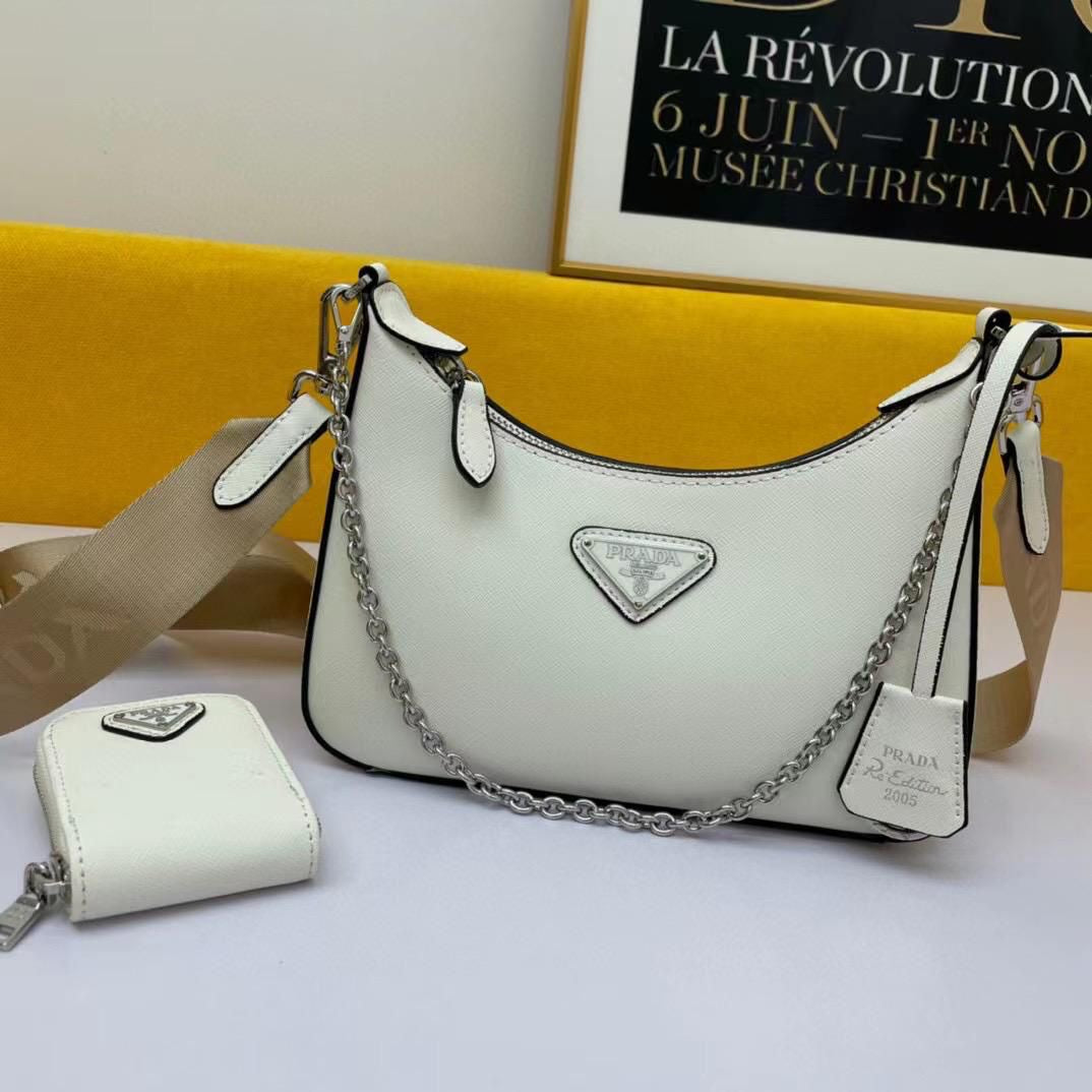 Prada bag - white collection 400/450