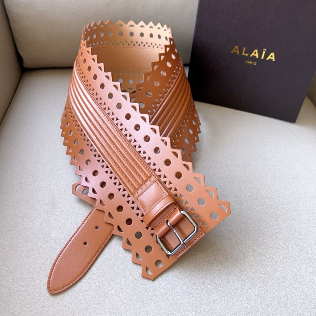 Alaia belt