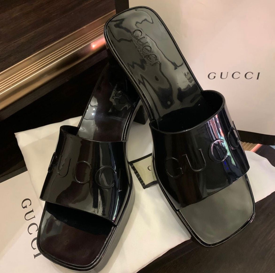 Gucci sandals heels