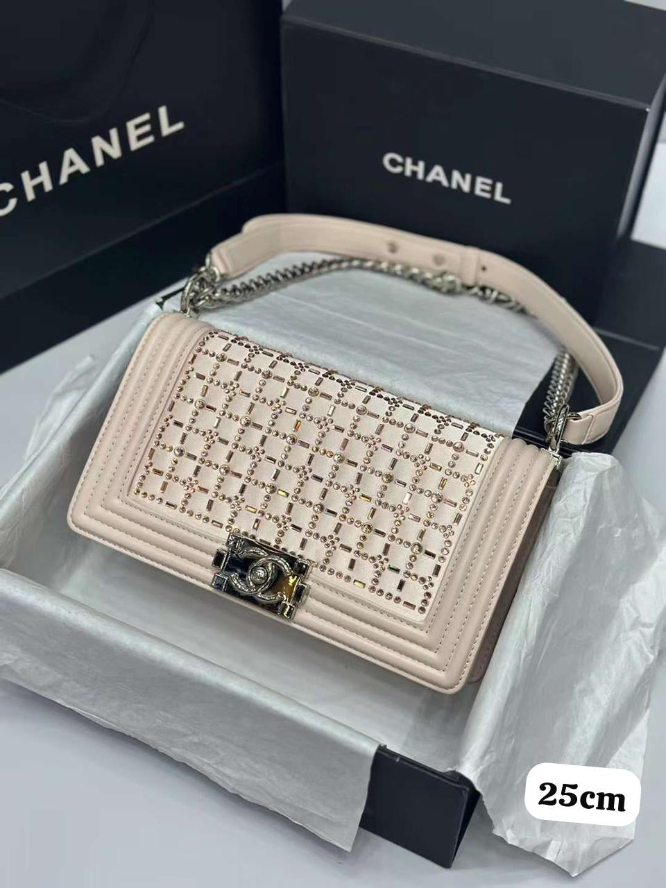 Chanel bag 550/500