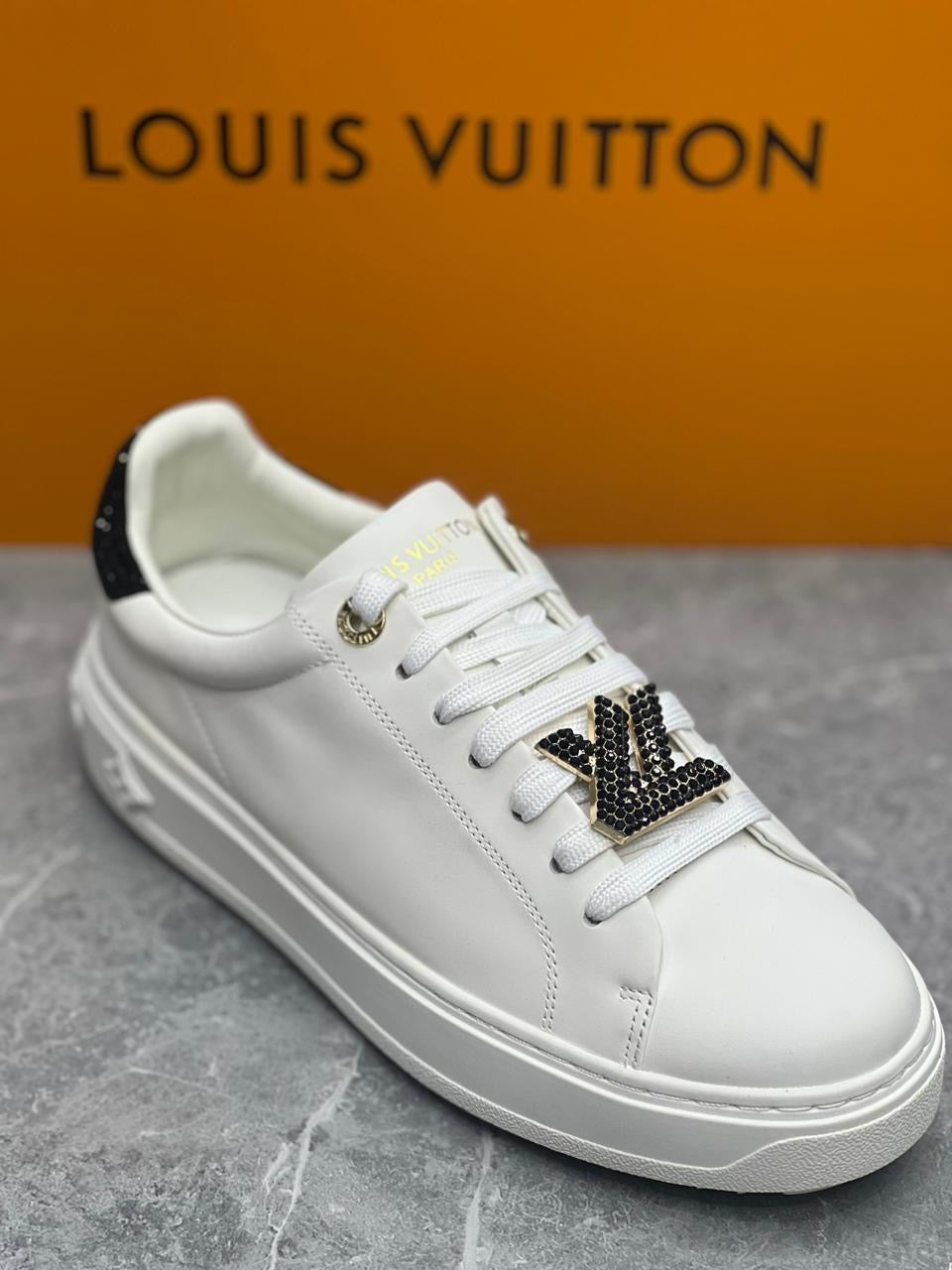 Lv sneakers