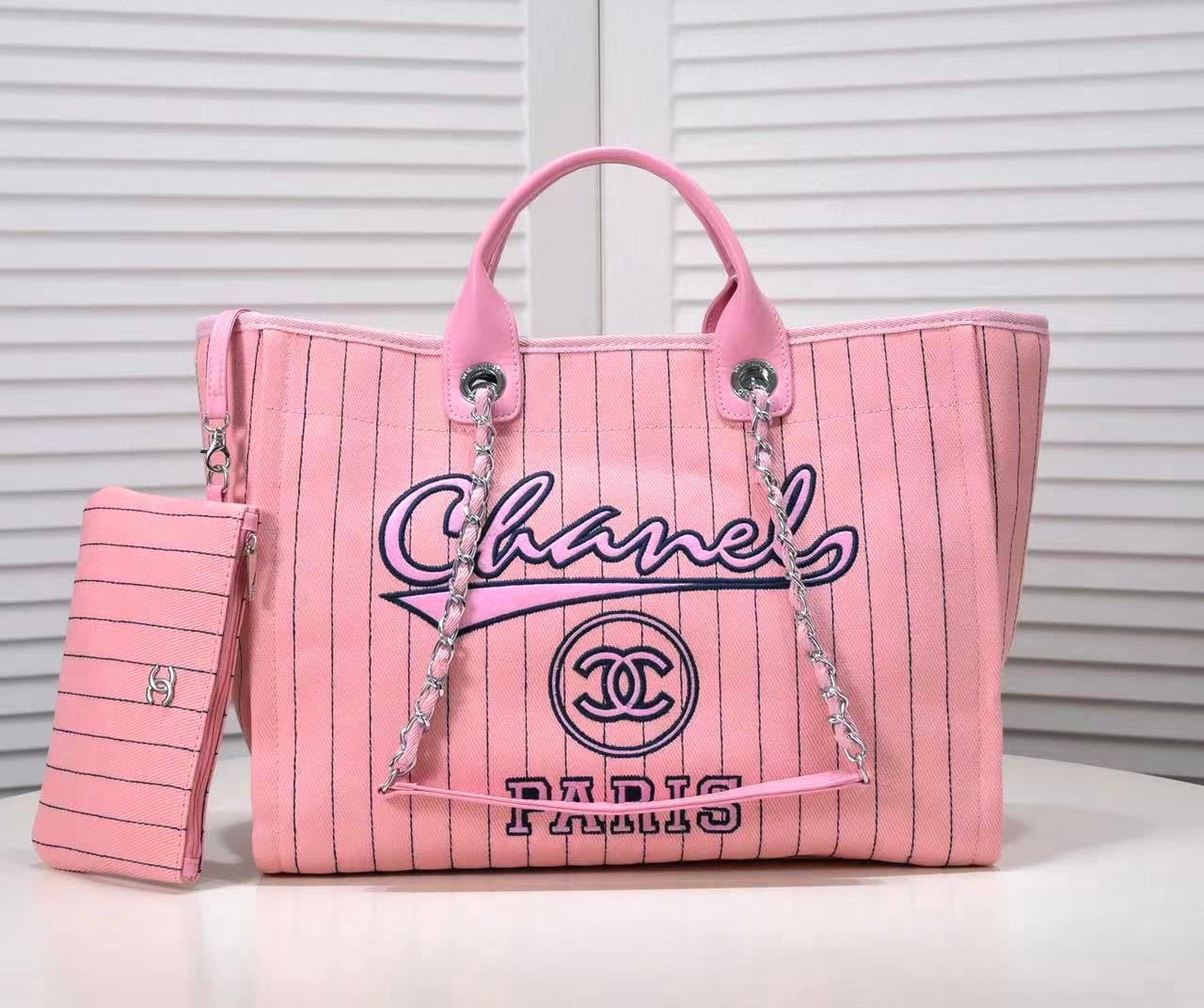 Chanel bag tote