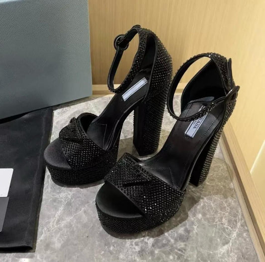 Prada sandals heels - black