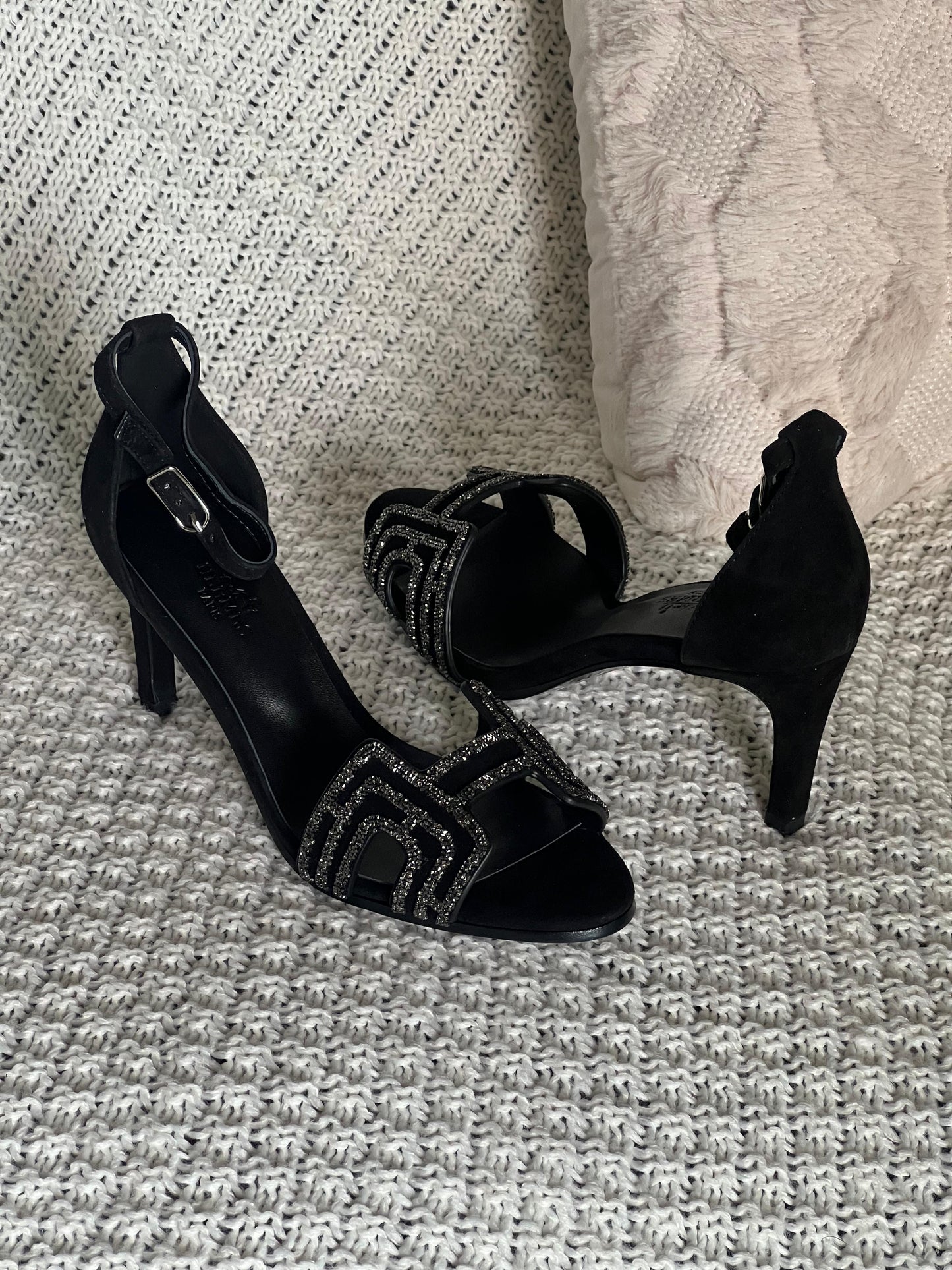 Hermee sandals heels