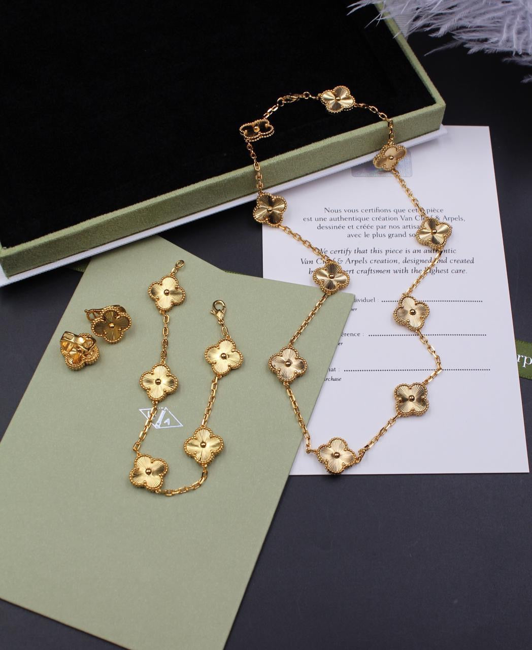 Van cleef jewelry set