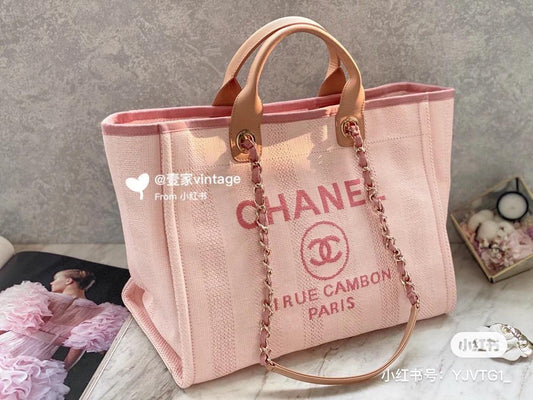 Chanel bag tote