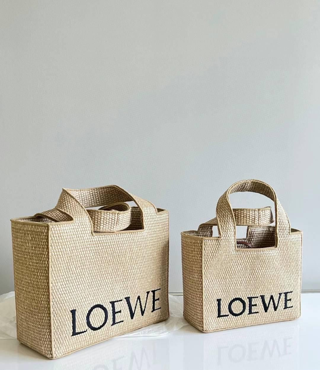 Loewe bag tote beach