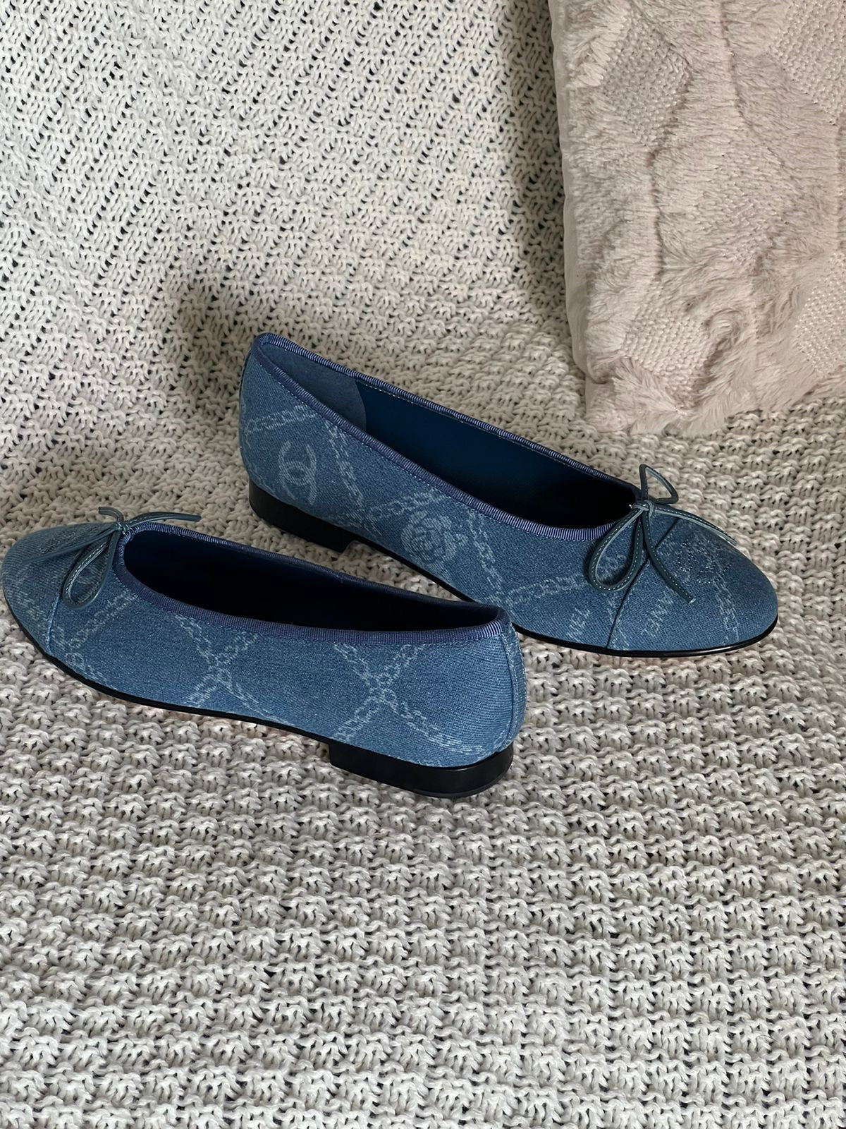 Chanel ballerina- blue denim