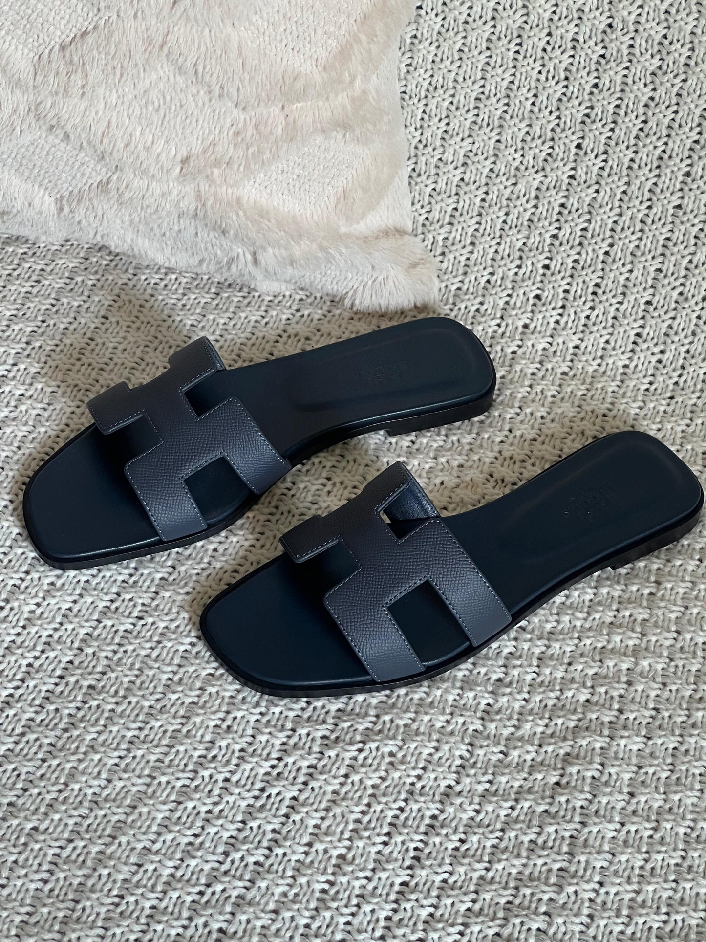 Hermes slippers blue