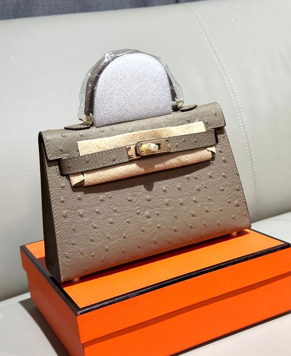 Hermes bag kelly ostrich mini