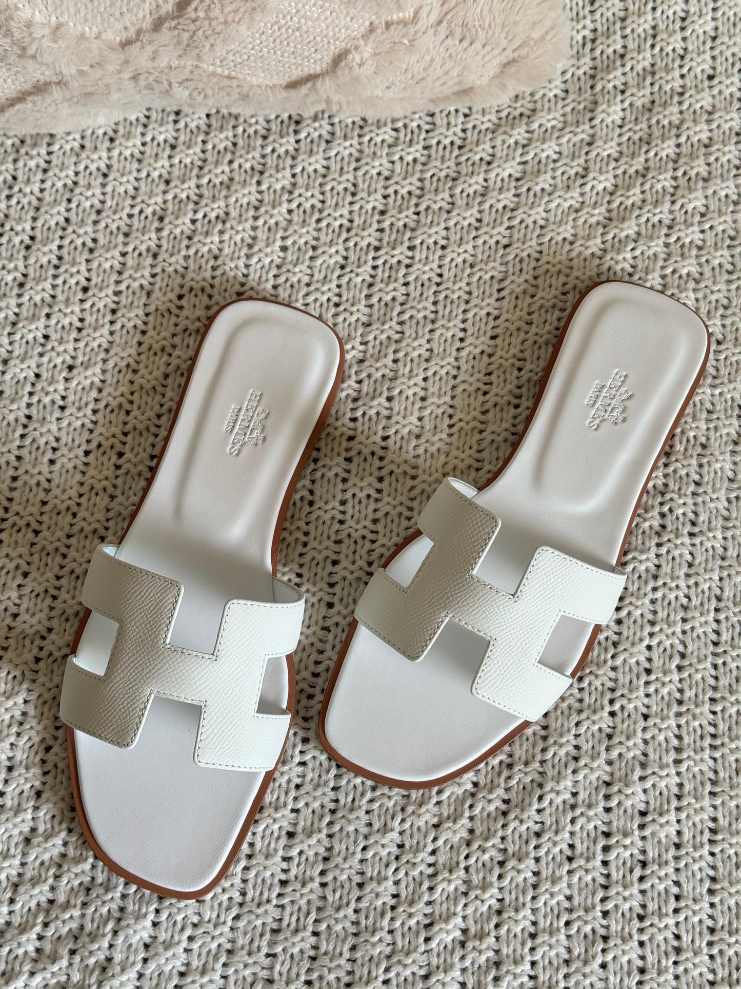 Hermes slippers - white