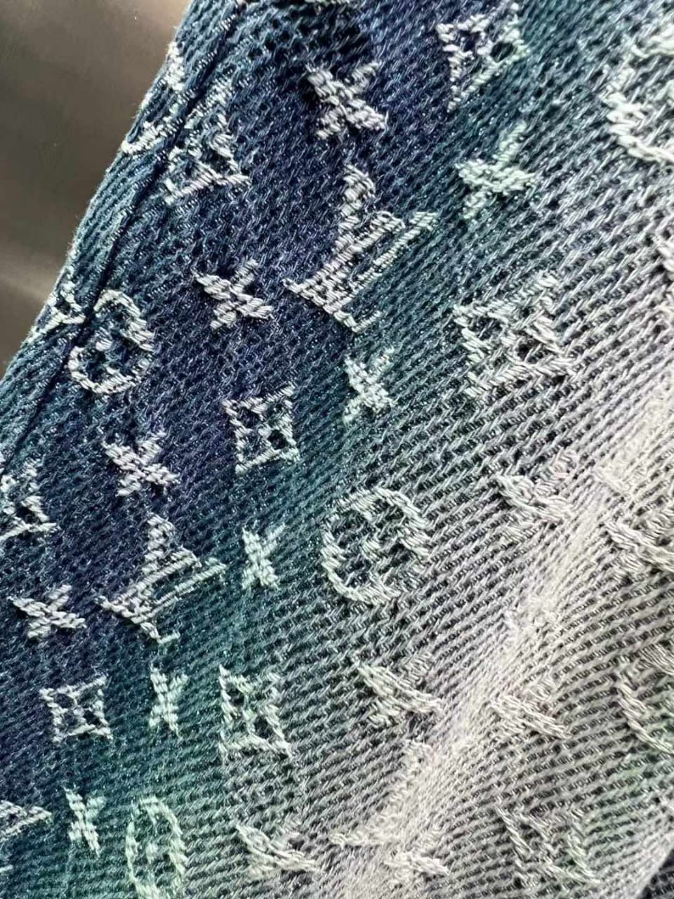 Lv pants