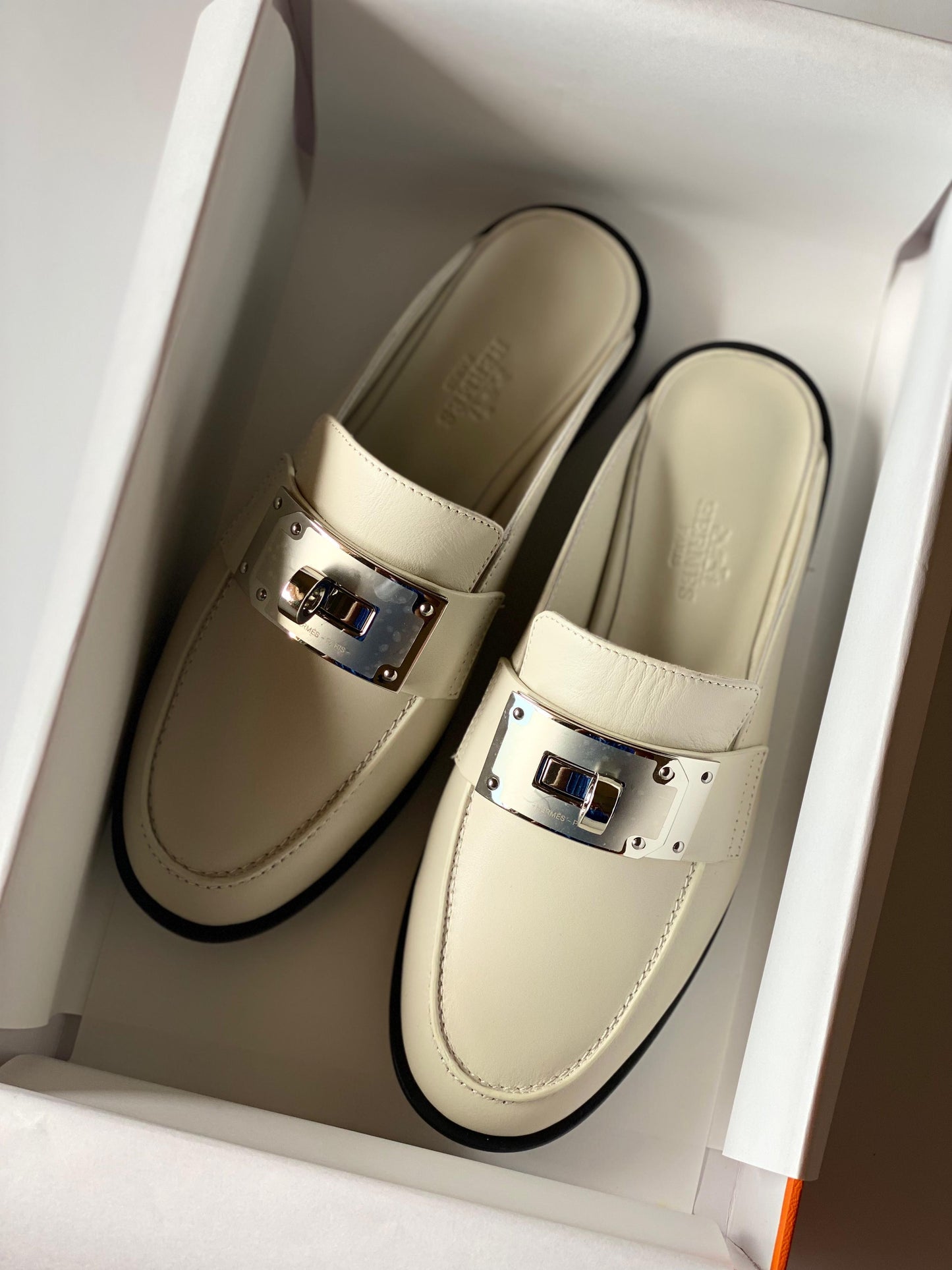 Hermes mules