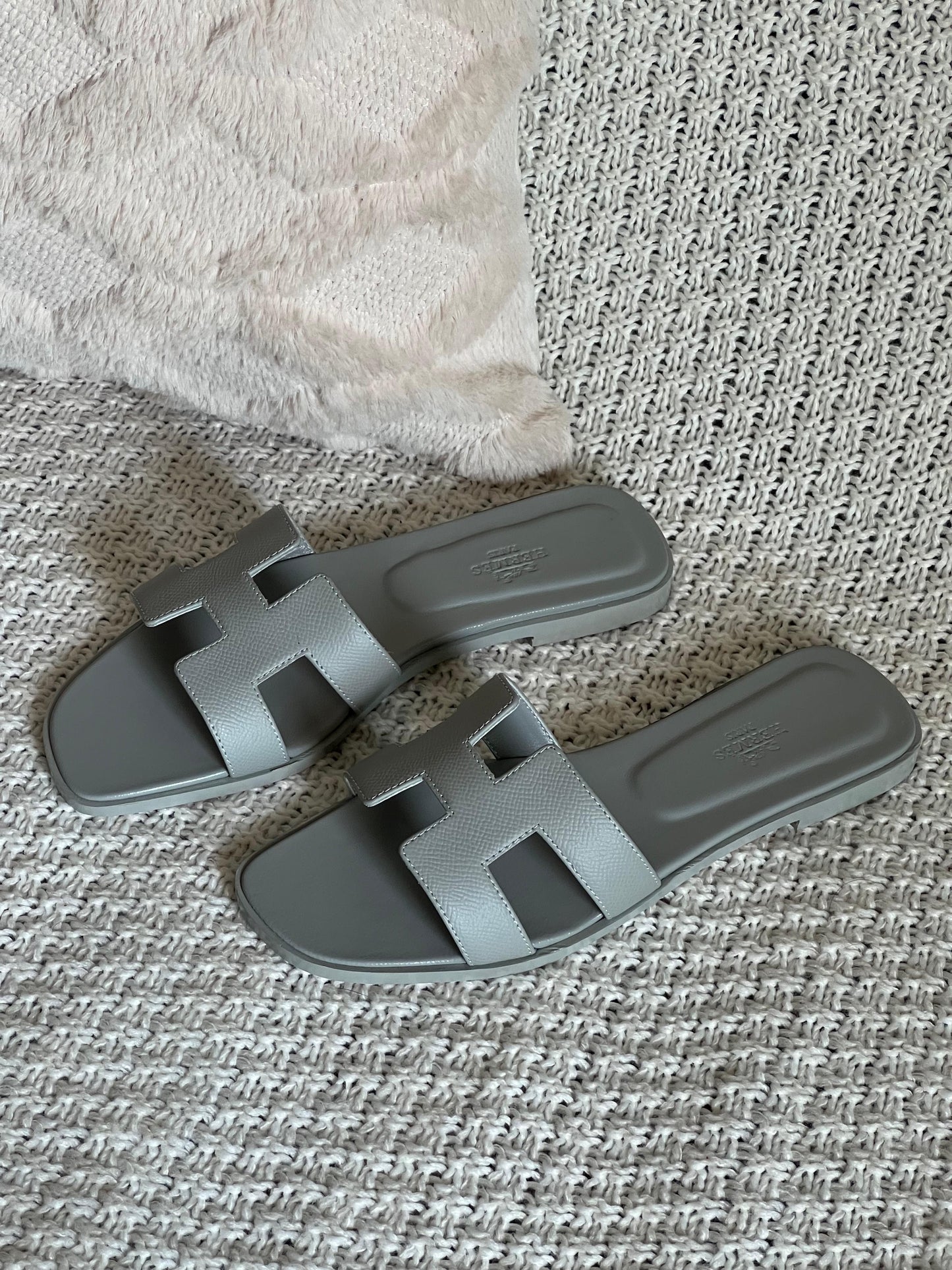 Hermes slippers blue