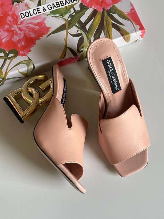 D&G sandals heels nude