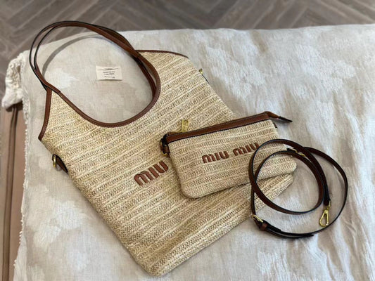 Miu miu bag tote beach