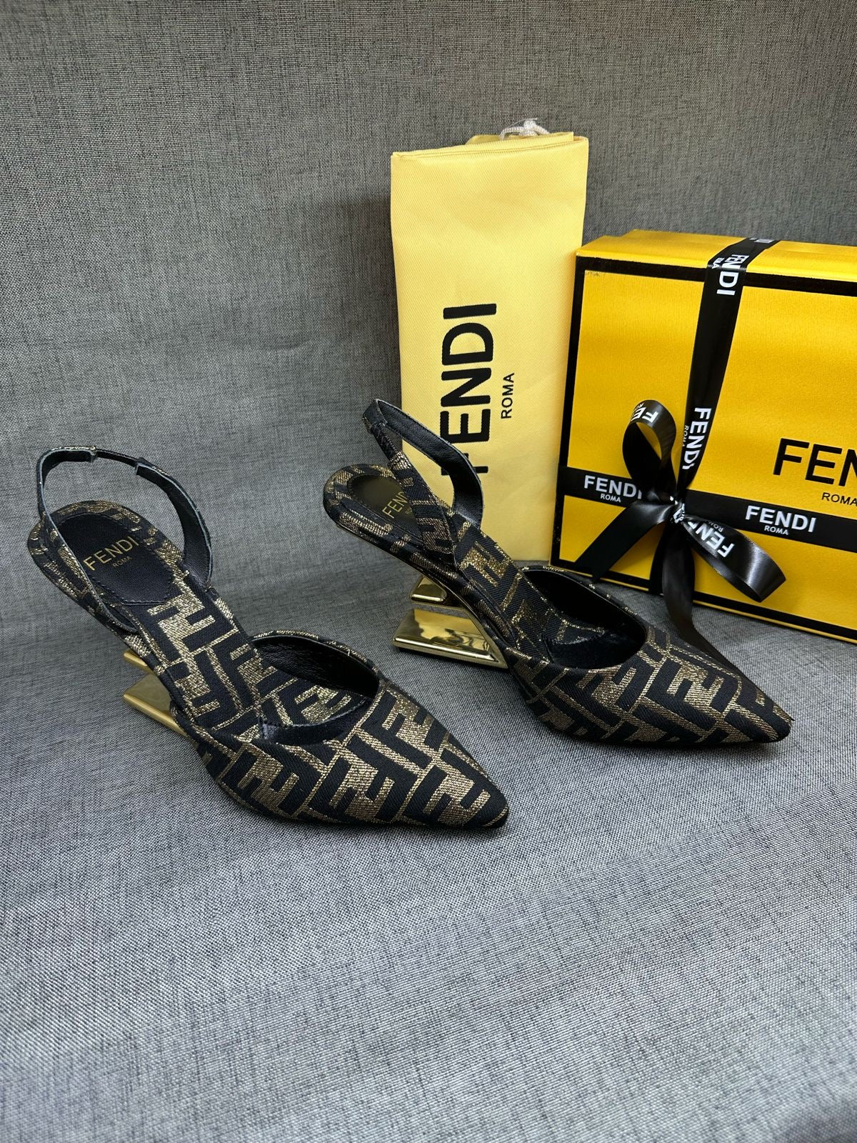 Fendi heels