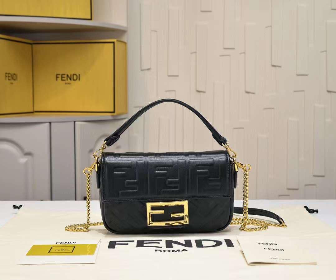 Fendi bag mini