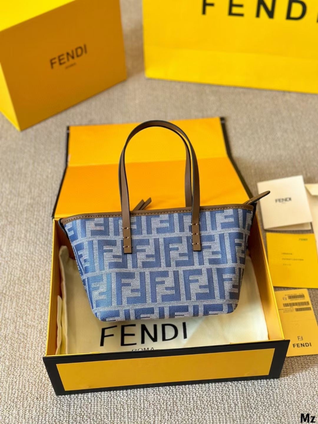 Fendi bag - tote small