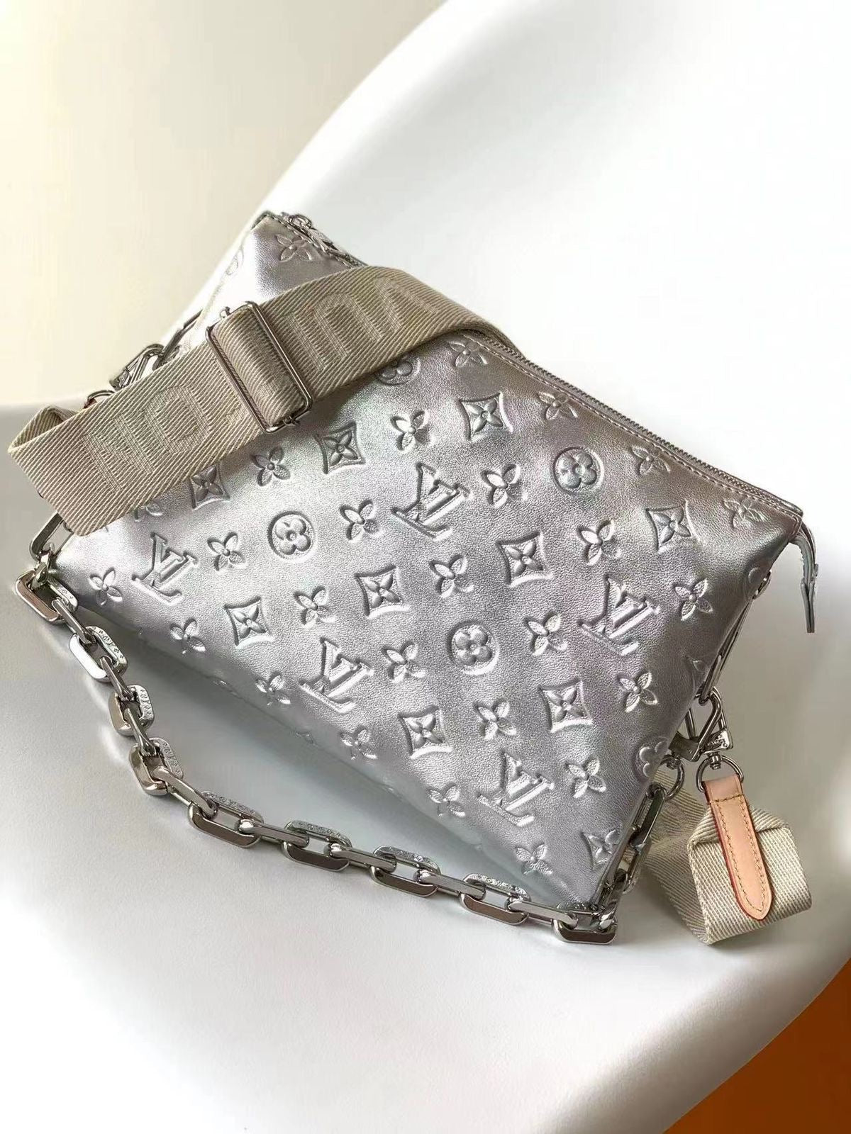 Lv bag - coussine bag