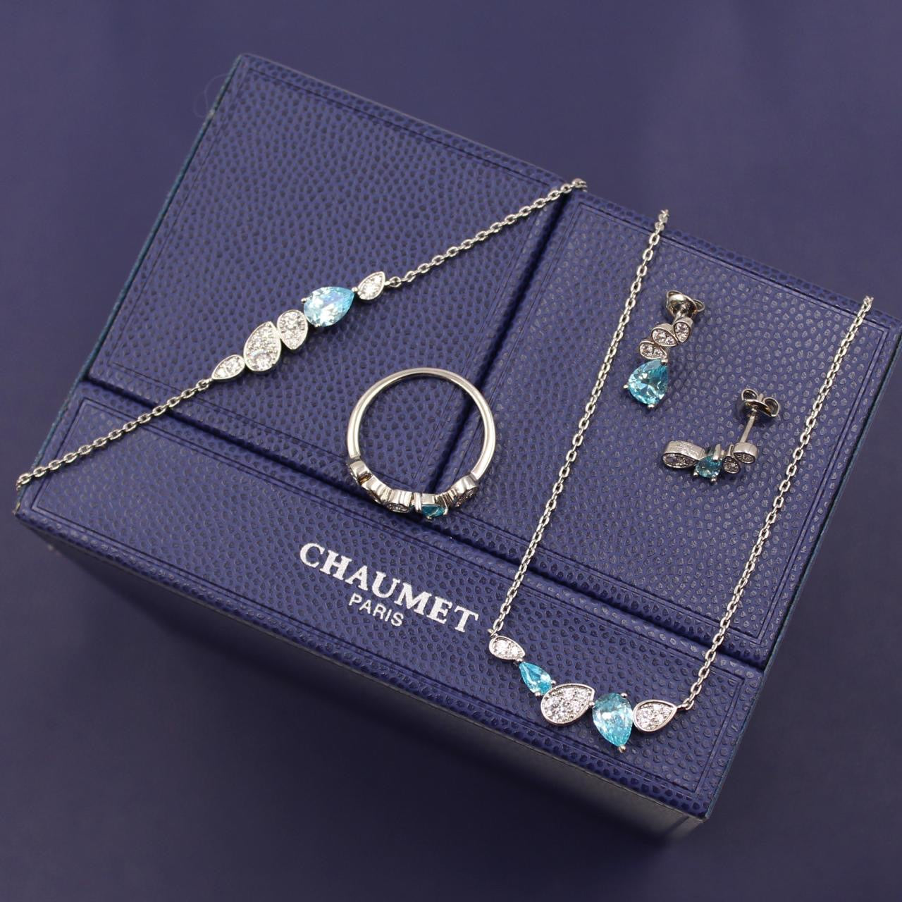 Chaumet jewelry set