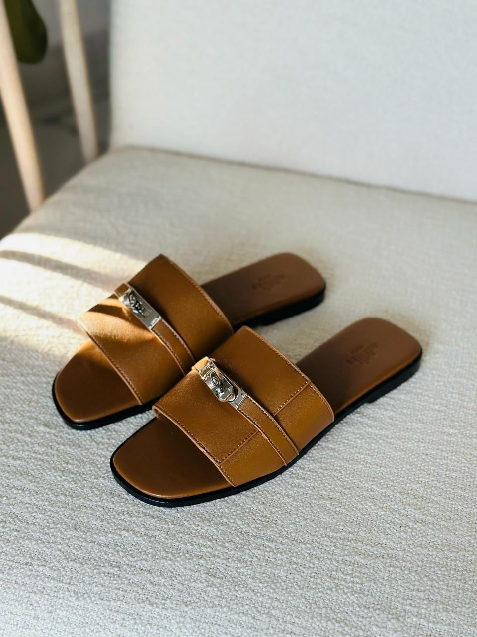 Hermes slippers