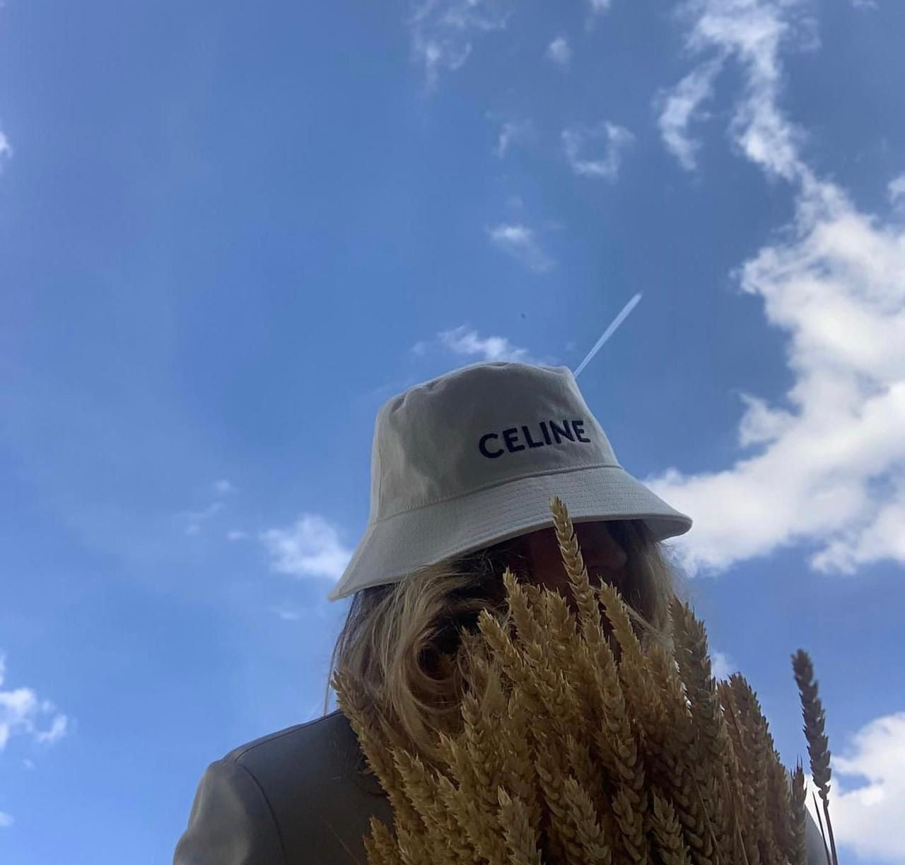 Celine hat