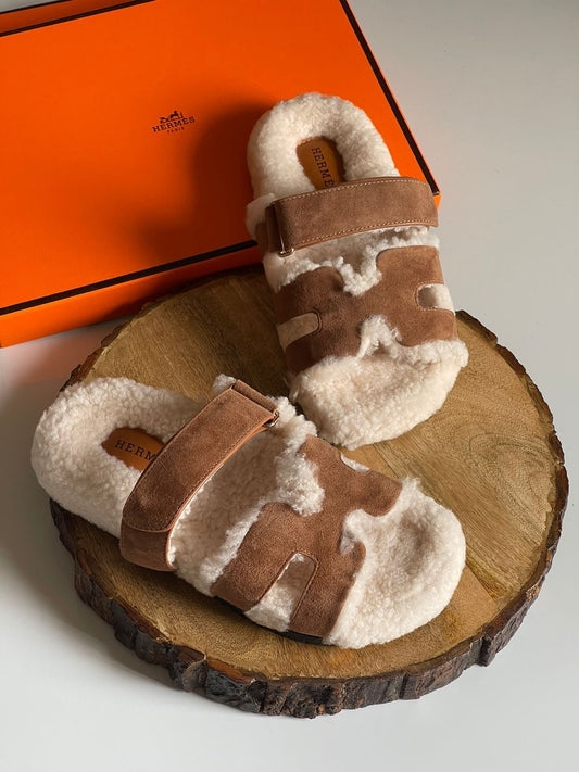 Hermes slippers with fur