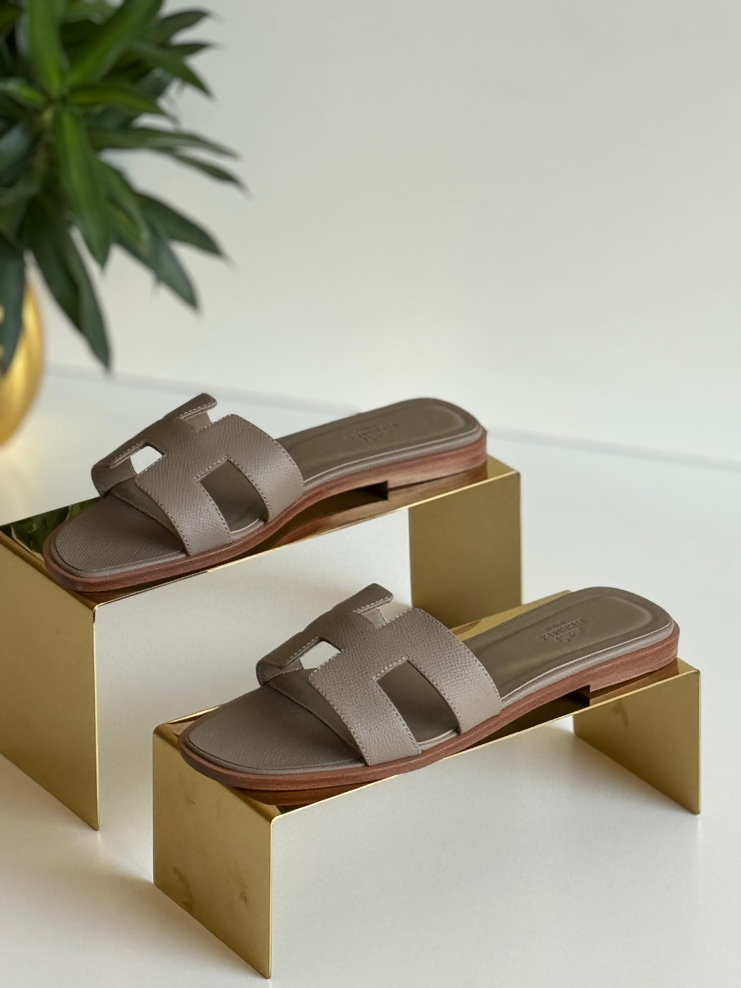 Hermes slippers