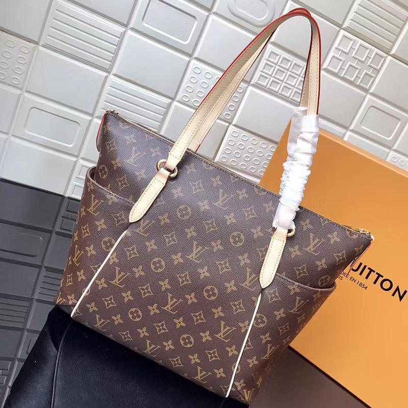 Lv bag tote