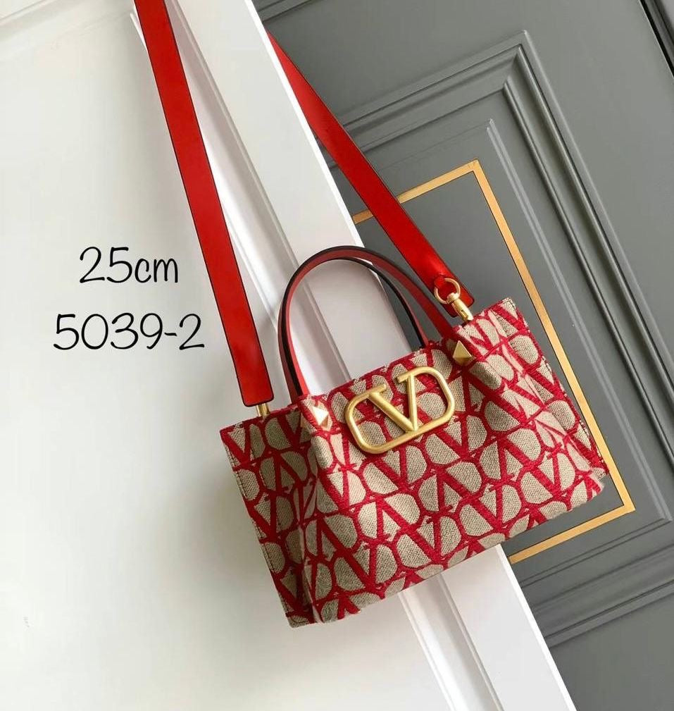 Valentino bag tote