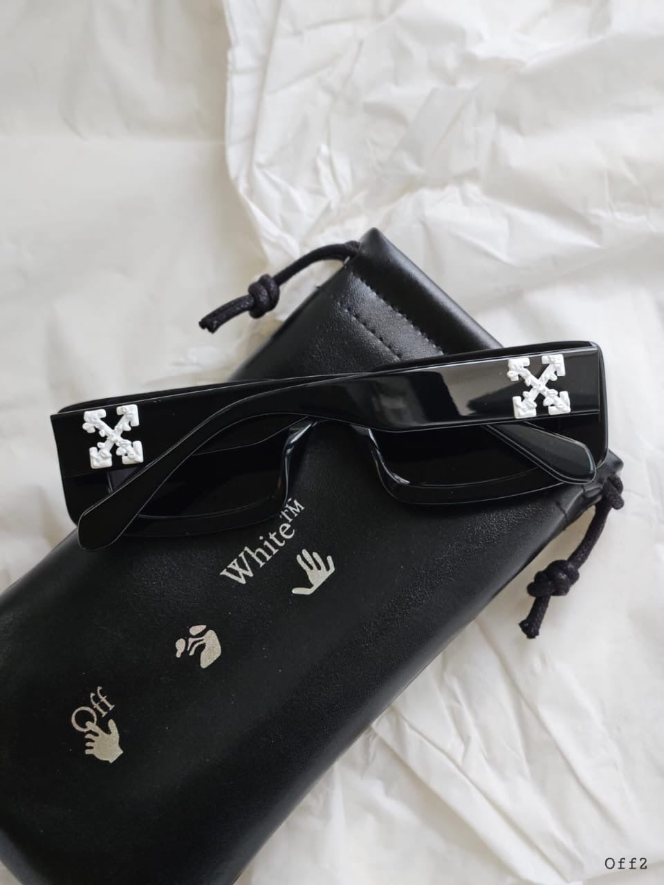 Off white sunglasses collection