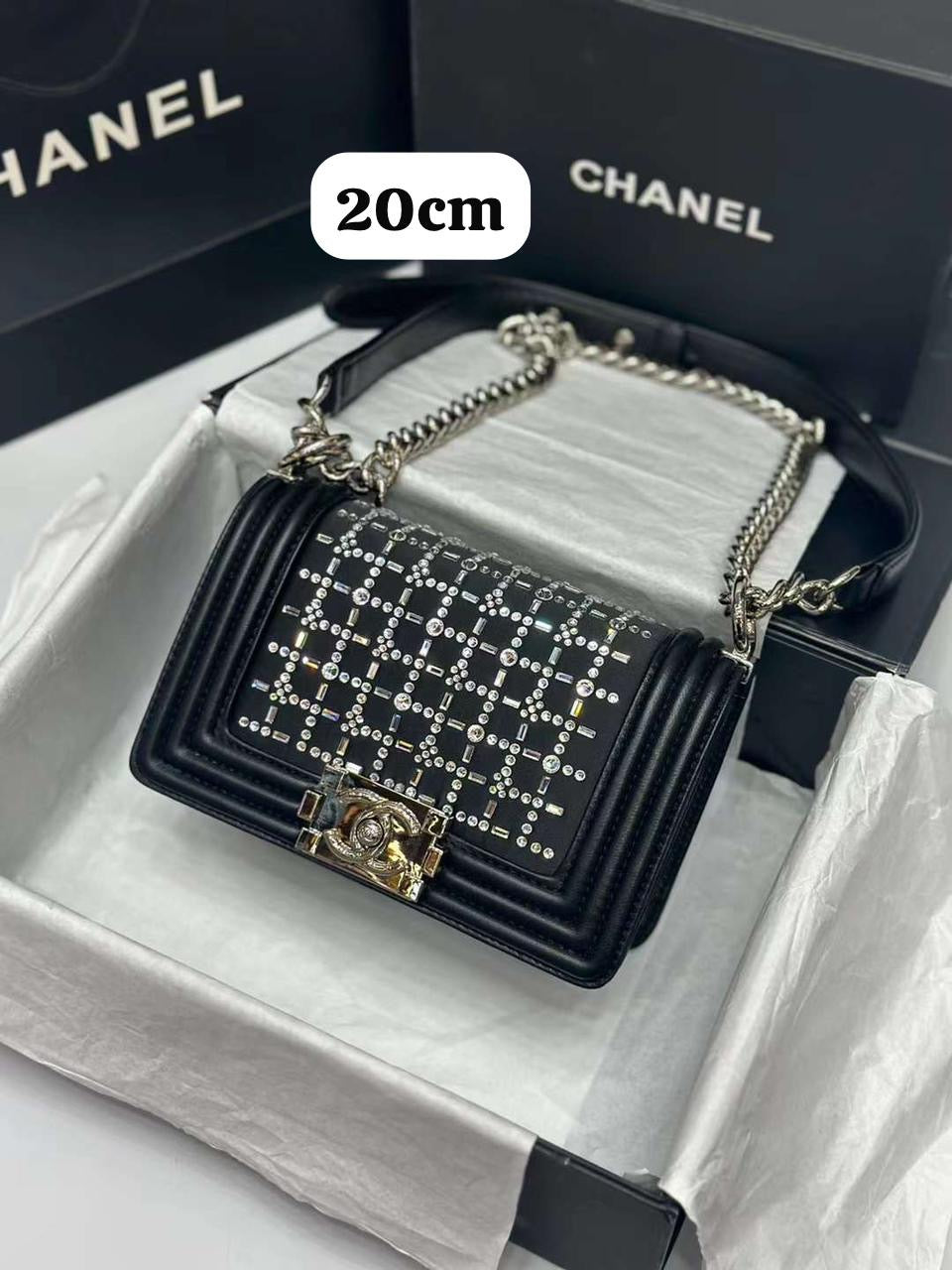 Chanel bag 550/500