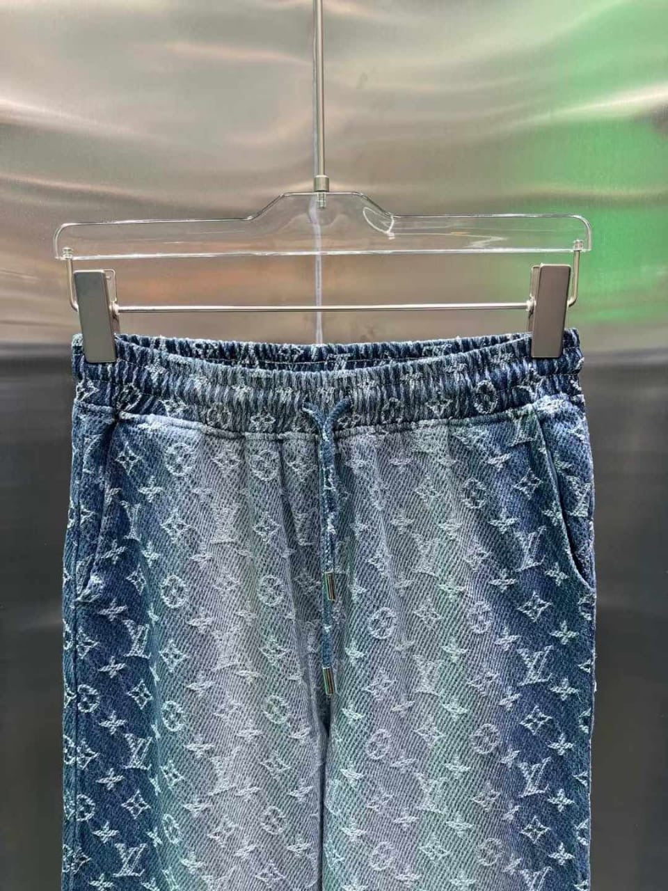 Lv pants