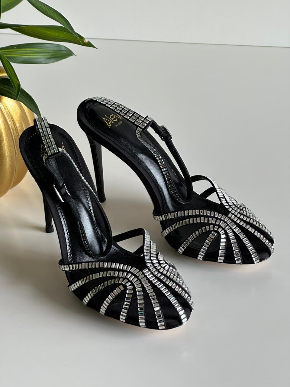 Alevi sandals heels