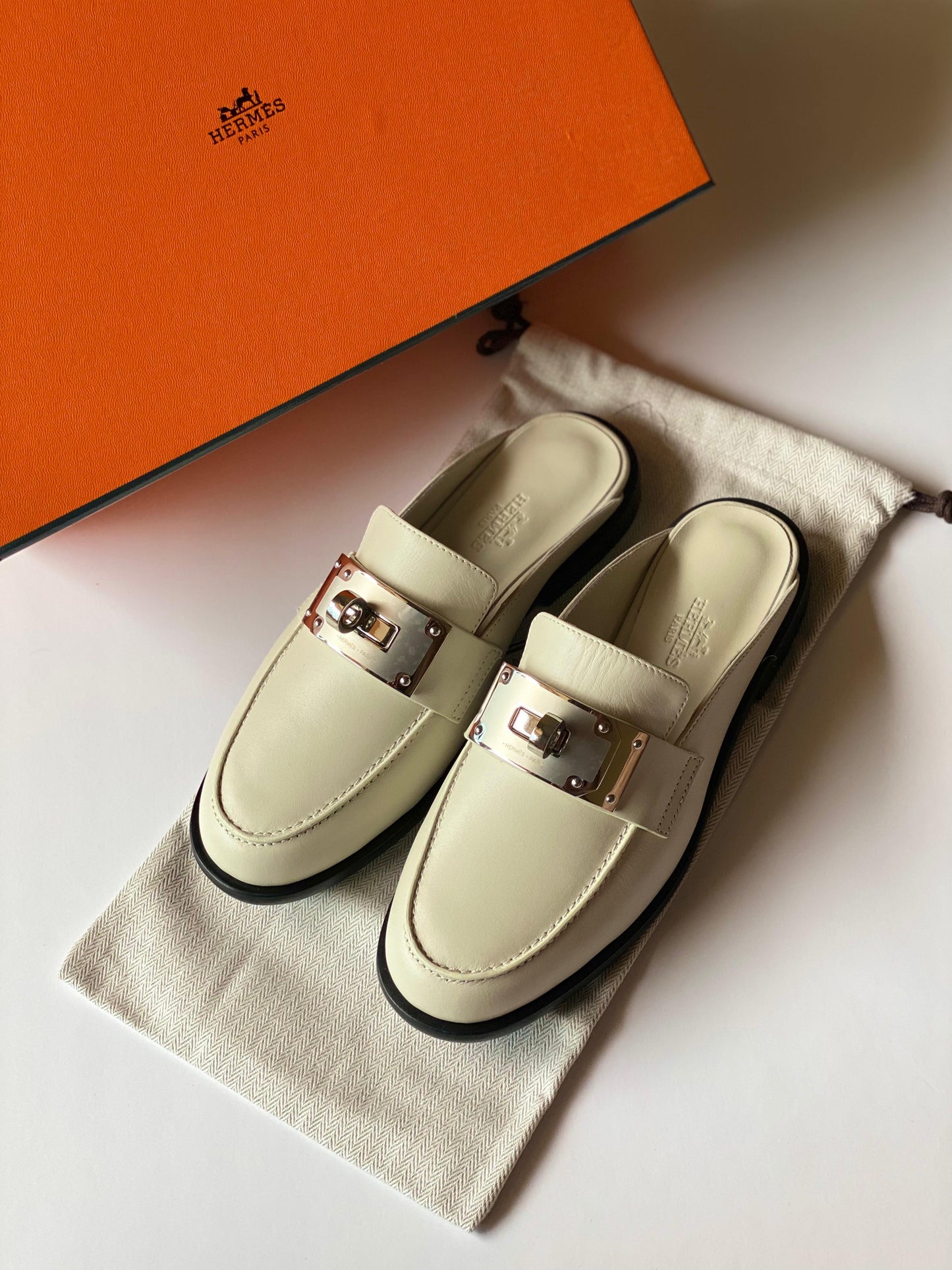 Hermes mules