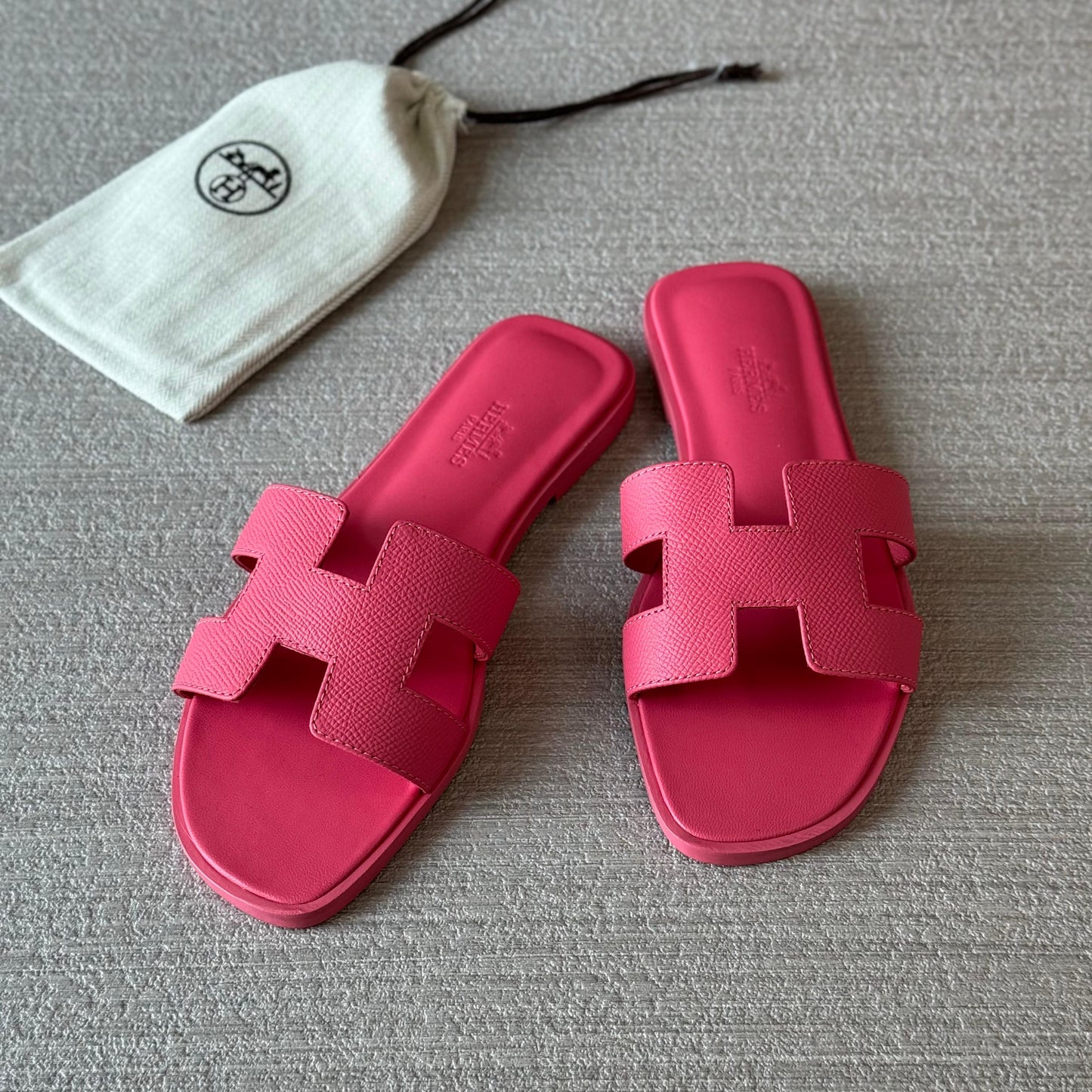 Hermes slippers