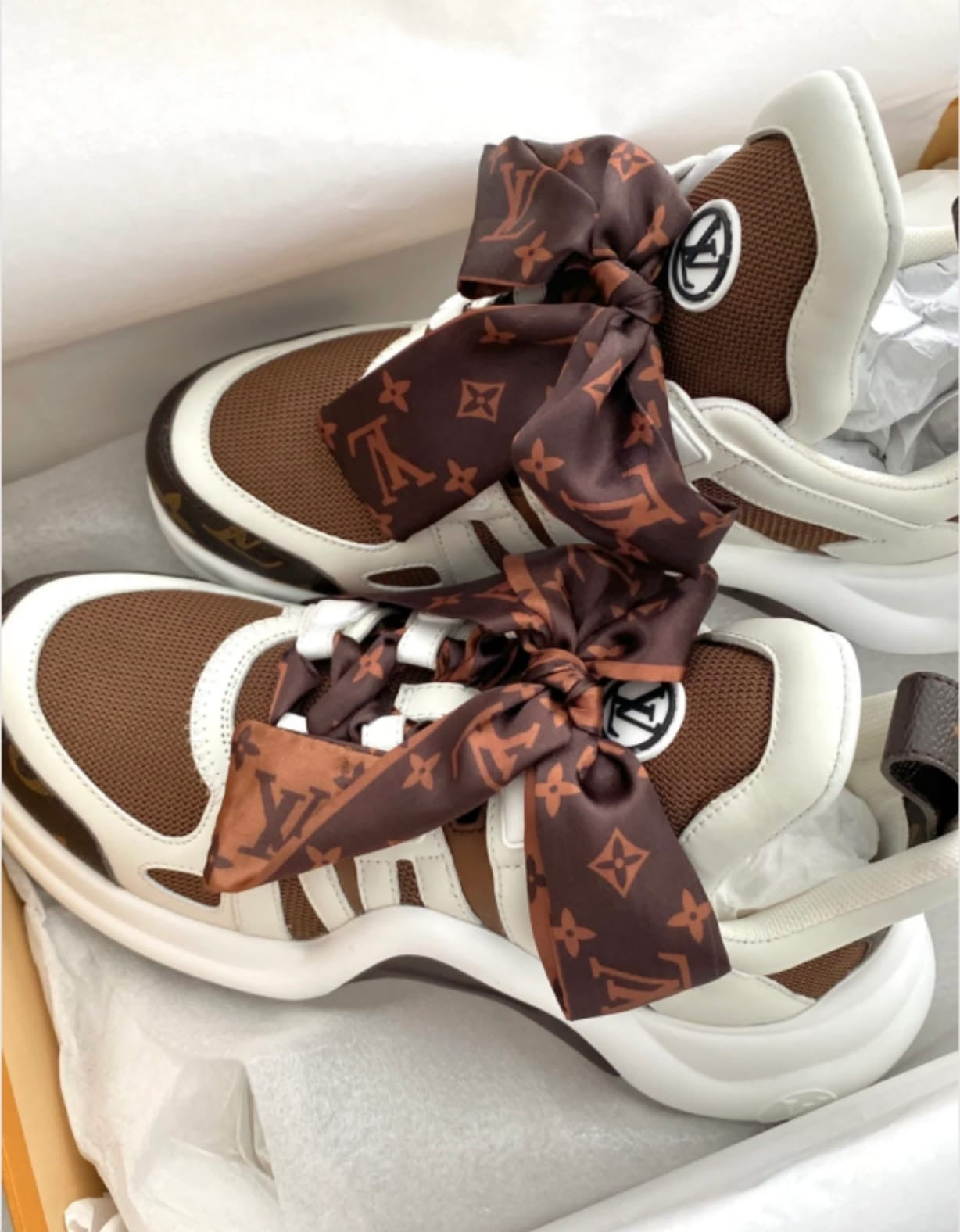 Lv sneakers